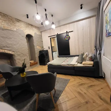 Cosy And Authentic Apartment In Vilnius Old Town Exterior photo